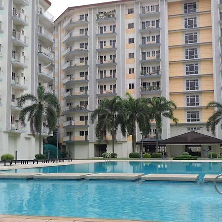 Cherolds Place Lovely 1 Bedroom Condo With Balcony Манила Экстерьер фото
