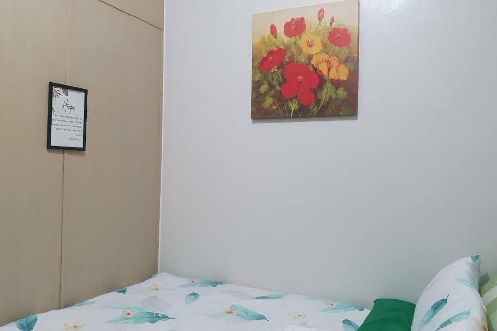 Cherolds Place Lovely 1 Bedroom Condo With Balcony Манила Экстерьер фото